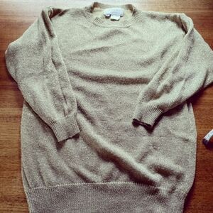 ✨ 4/$15 Vintage Gold Sparkly Sweater